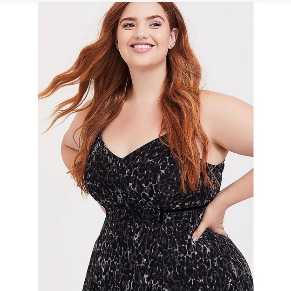 Torrid. Size: 2X. Cute and sexy dress!! - Picture 4 of 14